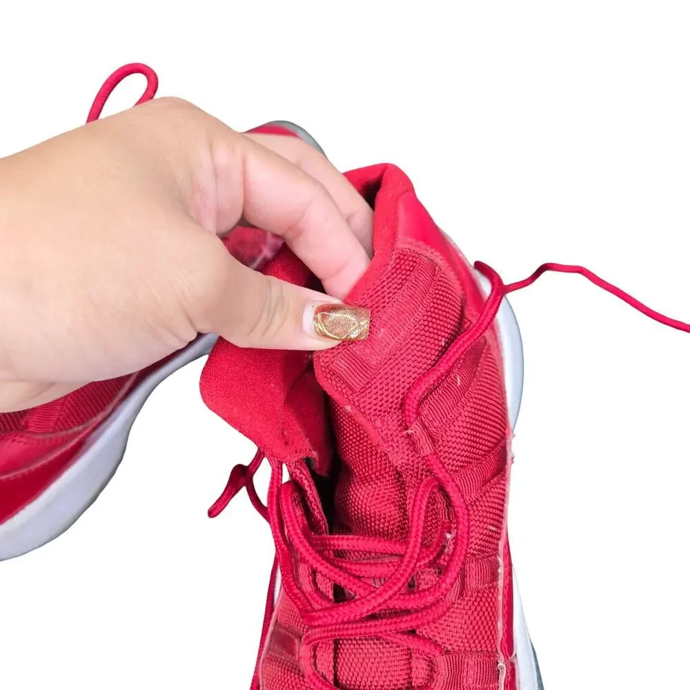Jordan 11 Retro Red Boy's Sneaker Size: 5Y‎
